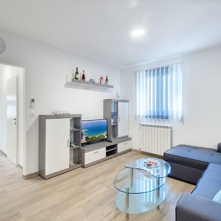 Apartmán Apartman Tarnik'S Viskovo Exteriér fotografie