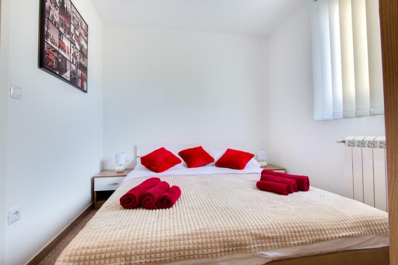Apartmán Apartman Tarnik'S Viskovo Exteriér fotografie